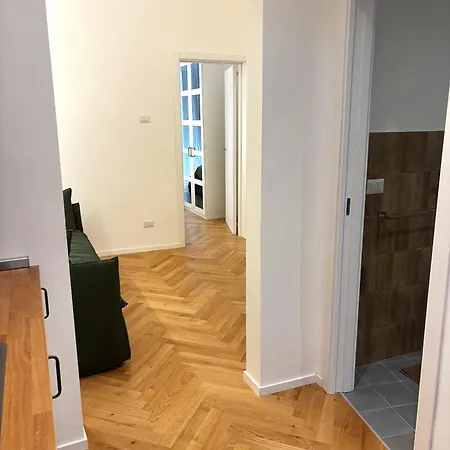 Апартаменти Lerive Барі